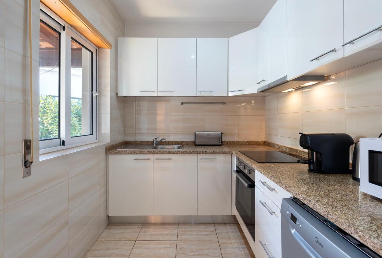 Joivy Warm And Inviting Flat With Balcony Apartment