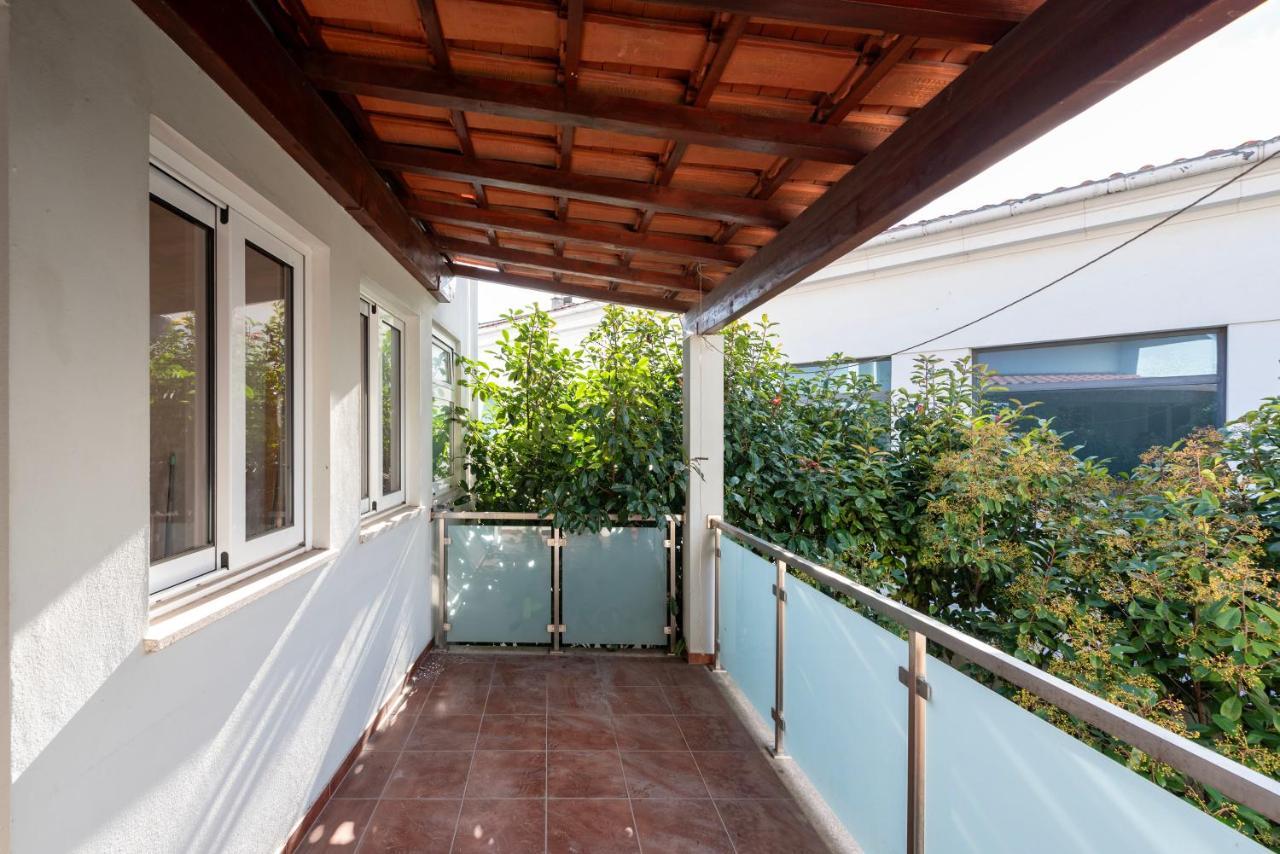Joivy Warm And Inviting Flat With Balcony Apartment