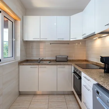 Joivy Warm And Inviting Flat With Balcony Apartment Porto Exterior photo