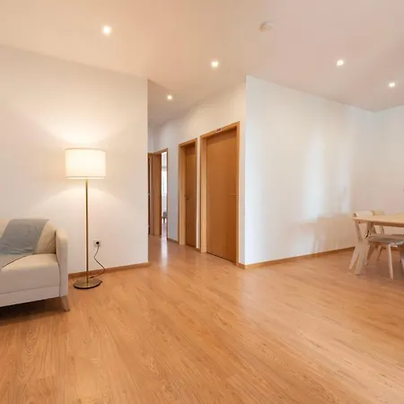 Joivy Warm And Inviting Flat With Balcony Apartment Porto Exterior photo